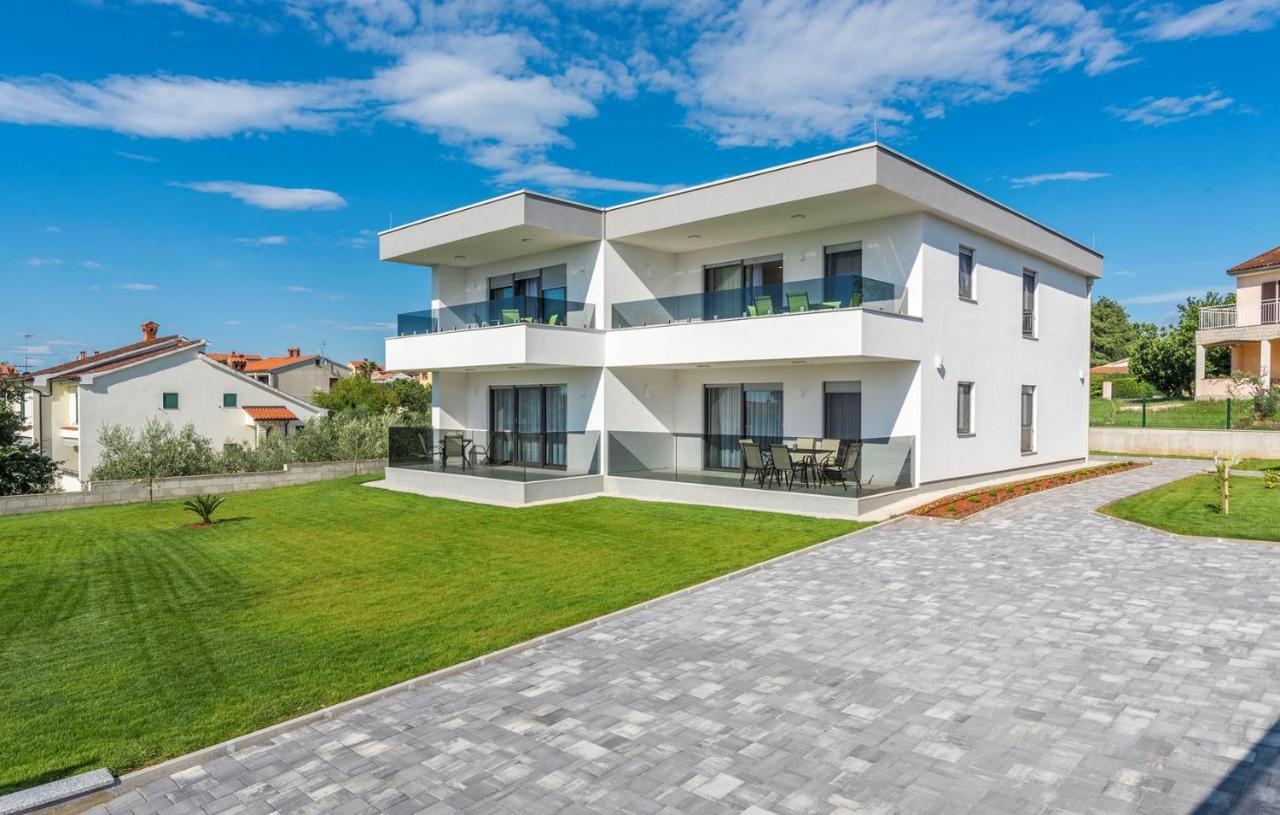 Apart Residence Blue Sea โปเรช ภายนอก รูปภาพ