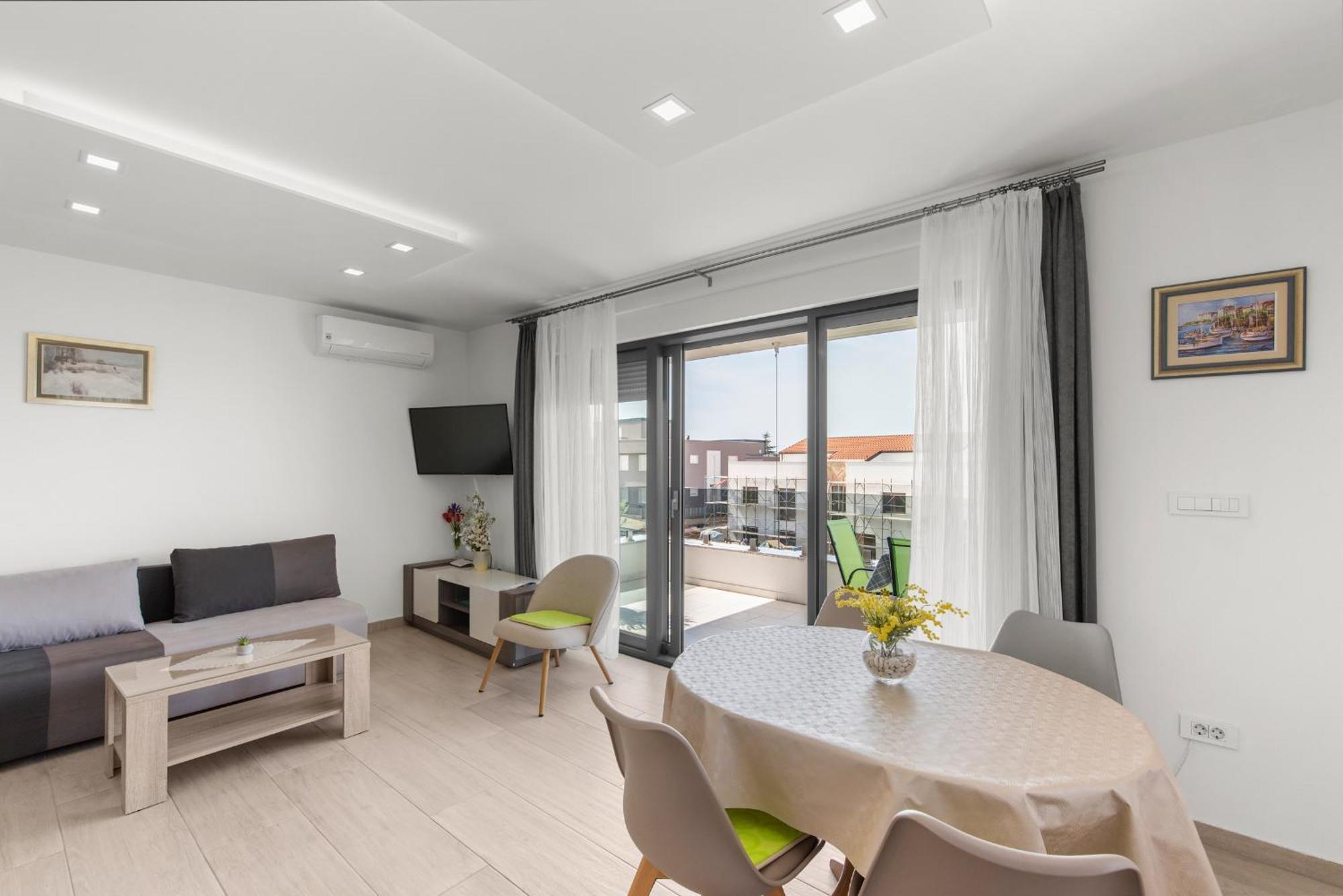 Apart Residence Blue Sea โปเรช ภายนอก รูปภาพ